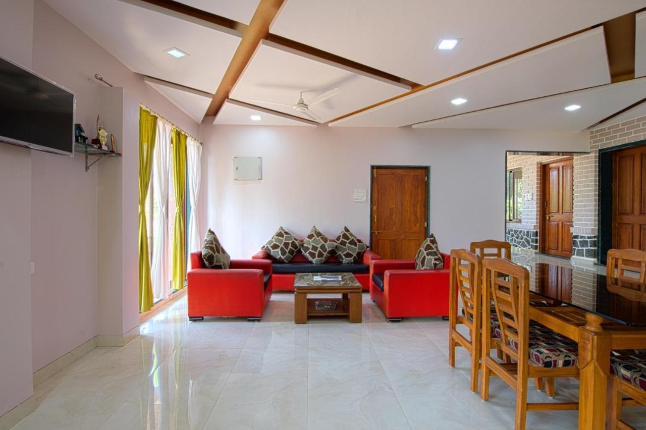 Coral Bay Villa Kashid Екстериор снимка