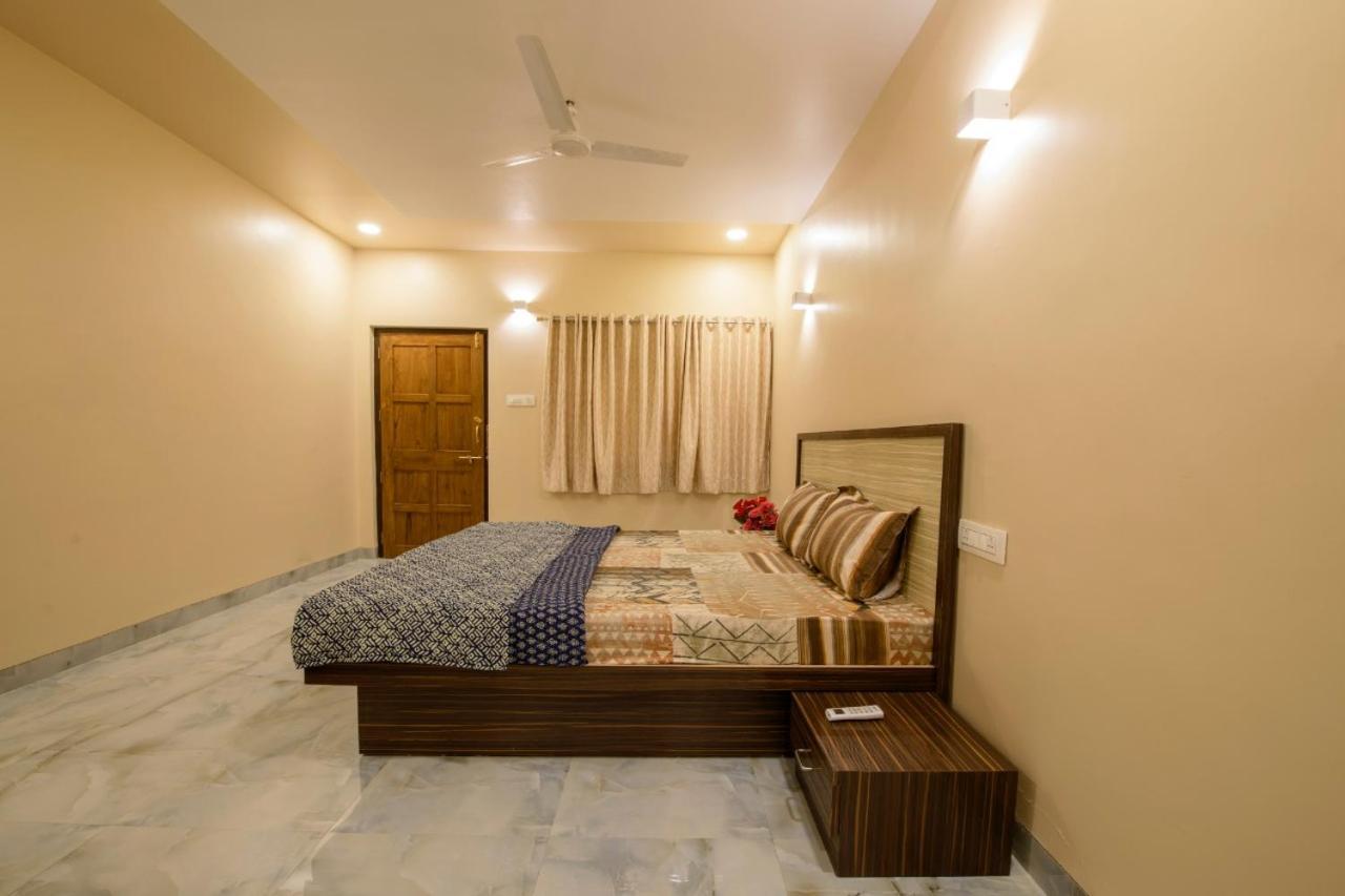 Coral Bay Villa Kashid Екстериор снимка
